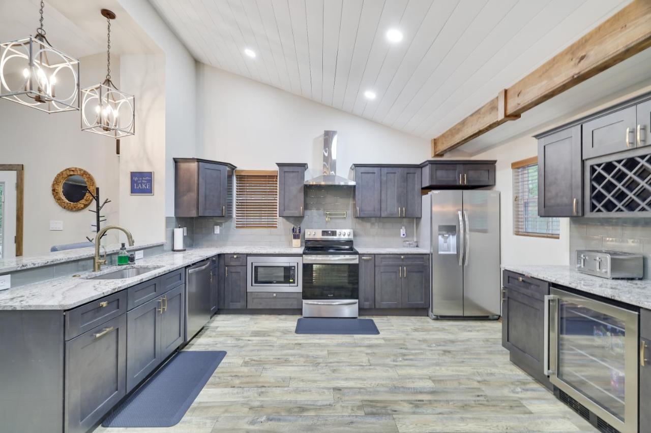 Whiskey Pines Retreat! Single Level Home, Outdoor Firepit, Ac, Bbq! Sleeps 9 In Lake Harmony! Bagian luar foto